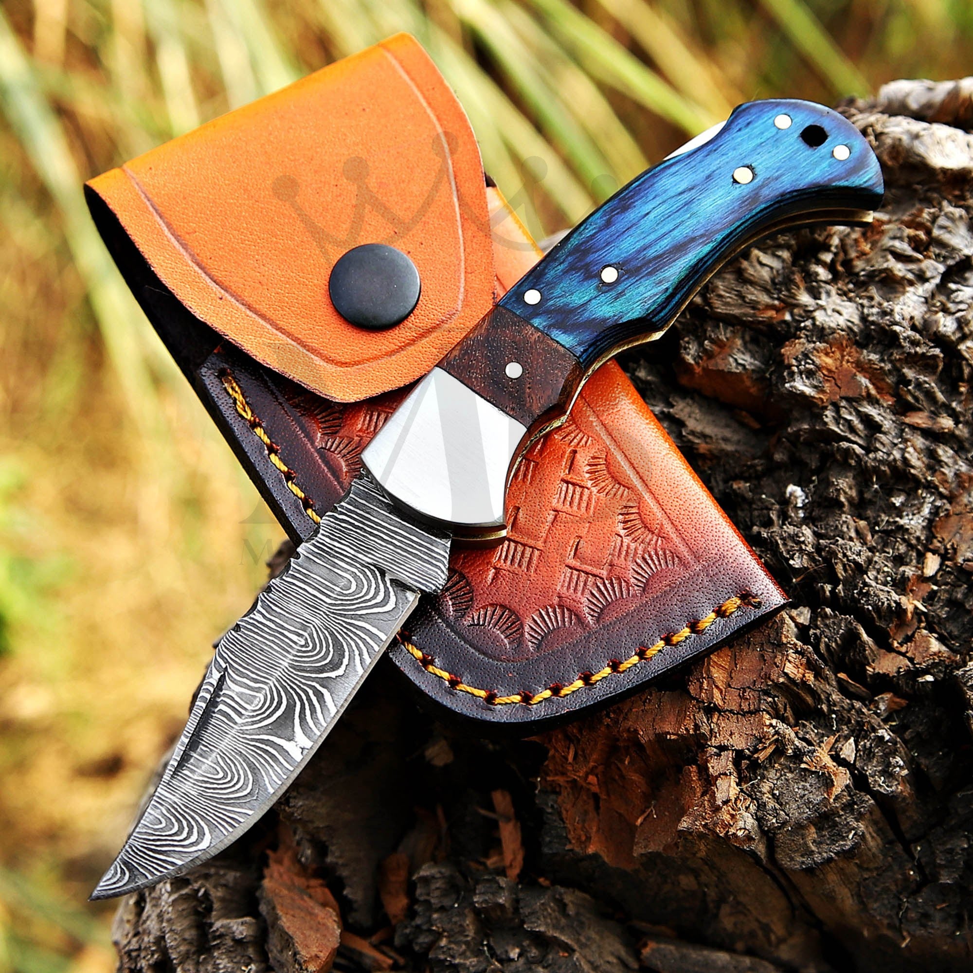 Handmade Damascus Pocket Folding Knife With Handle Of Pakka Wood - Tracker Knife 7.5 at best price in USA - majesticblades.com