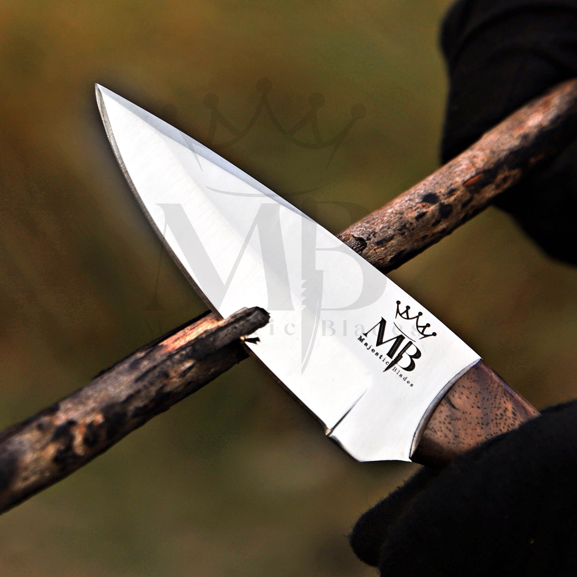 Majestic Handmade D2 Skinner Knife with Rosewood Handle & Leather Cover - 8 Inch | sharp blade , best for campping and hunting - sale price in USA at majesticblades.com